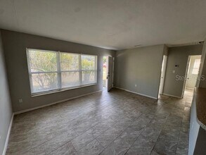 9300 90th Ave in Seminole, FL - Building Photo - Building Photo