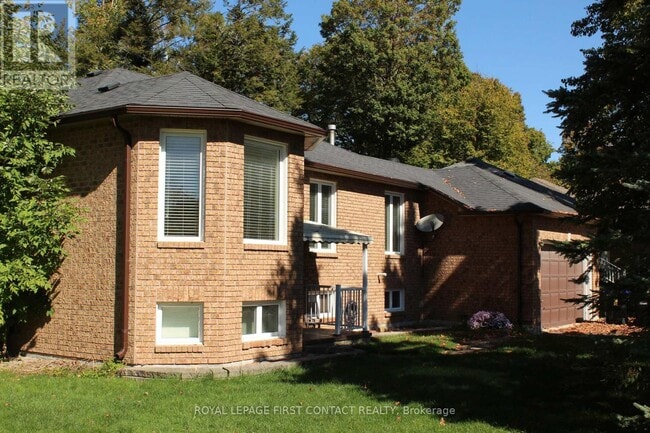 property at 14 Fairway Crescent