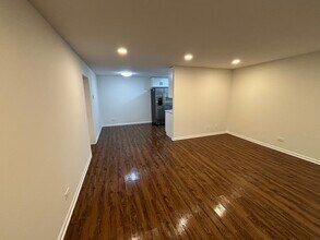 236 Whidah Ct in Schaumburg, IL - Building Photo - Building Photo