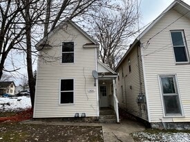 1404 North Ave NE, Unit 1404 North in Grand Rapids, MI - Building Photo