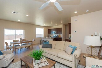 7 Twin Berry Ct in Roswell, NM - Building Photo - Building Photo
