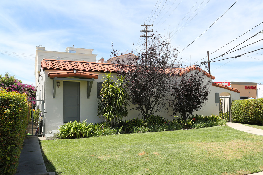 1811 Veteran Ave in Los Angeles, CA - Building Photo