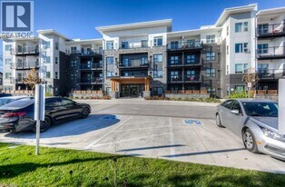 110 Fergus Ave in Kitchener, ON - Building Photo