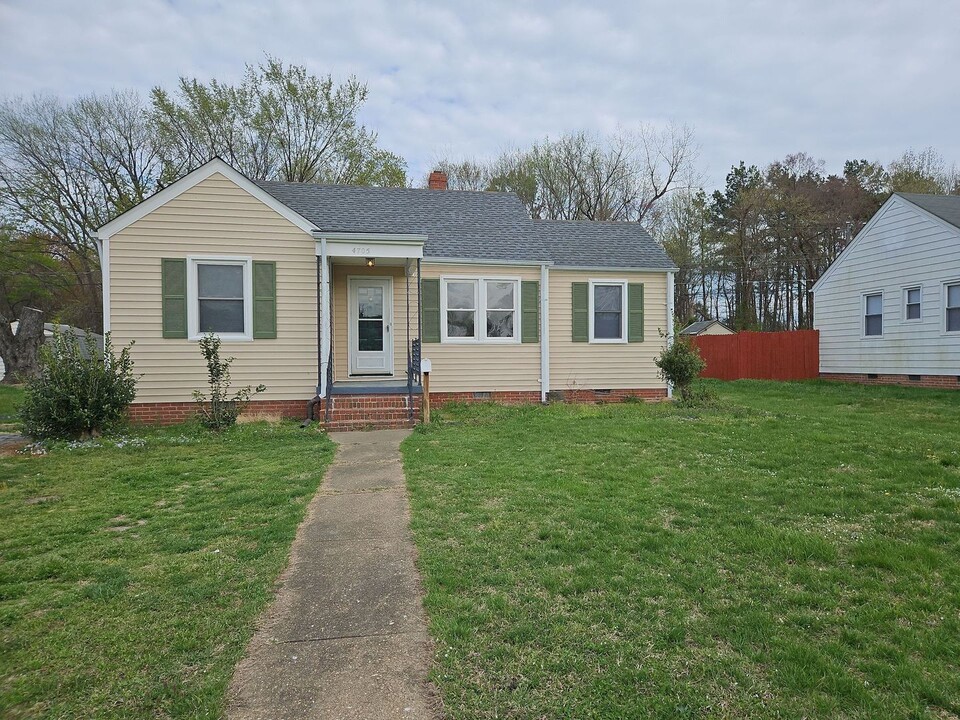 4705 Eastover Ave in Richmond, VA - Building Photo