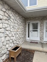 4440 Gray Rd in Deforest, WI - Building Photo