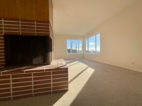 2598 24th Ave, Unit 2598 in San Francisco, CA - Building Photo - Building Photo