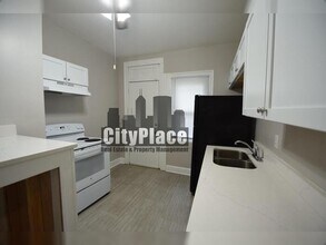 3259 Carrollton Ave in Indianapolis, IN - Building Photo - Building Photo