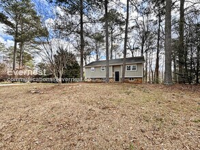 4126 Macduff Dr in Douglasville, GA - Building Photo - Building Photo
