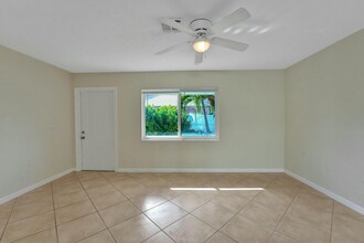 224 SE 4th Ave in Delray Beach, FL - Building Photo - Building Photo