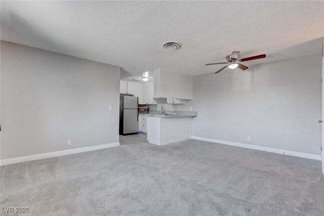 1438 Lorilyn Ave in Las Vegas, NV - Building Photo - Building Photo