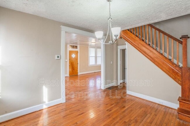 property at 4809 Arabia Ave