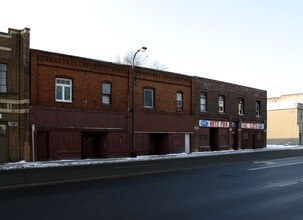 1405-1407 W Broadway Ave in Minneapolis, MN - Building Photo - Building Photo