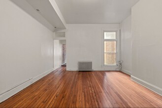 217 E Preston St in Baltimore, MD - Building Photo - Building Photo
