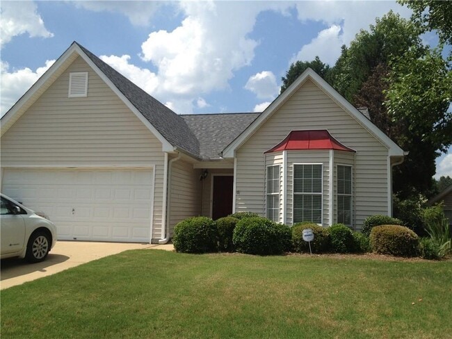 2235 Laurel Pointe Ln