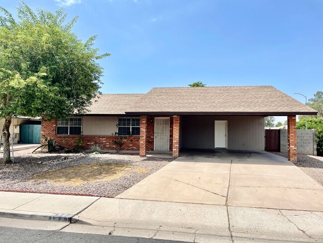 1821 E Hampton Ave in Mesa, AZ - Building Photo - Building Photo