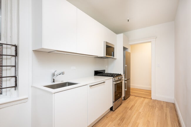 276 Chestnut Hill Ave, Unit 6 in Boston, MA - Building Photo - Building Photo