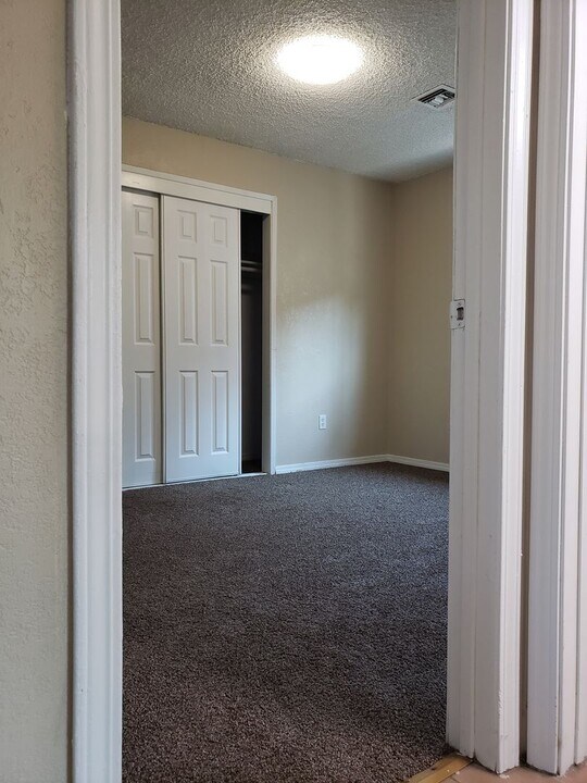 1107 L St in Bakersfield, CA - Building Photo
