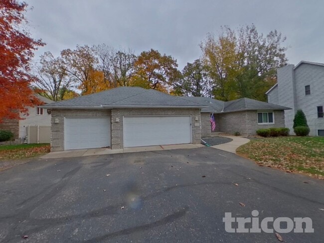 19405 Baldwin Cir NW