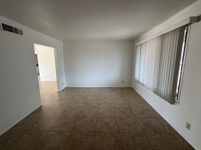 2312 E Balboa Dr in Tempe, AZ - Foto de edificio - Building Photo