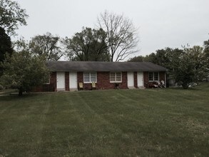 Mt Victor Estates in Bowling Green, KY - Building Photo - Building Photo