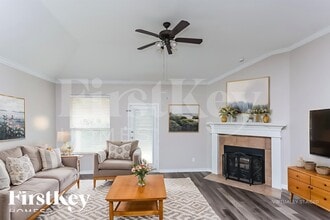 905 Sheryn Dr, Unit AUCPRC in Burleson, TX - Foto de edificio - Building Photo