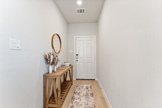 16215 Globetrotter Ct in Porter, TX - Building Photo - Building Photo