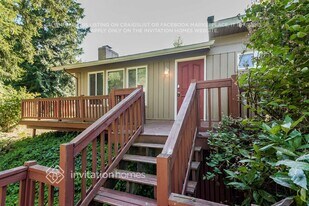 118 140th St SW in Everett, WA - Building Photo