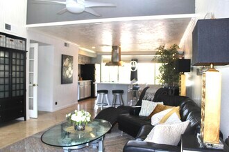 5998 N 78th St-Unit -211 in Scottsdale, AZ - Building Photo - Building Photo