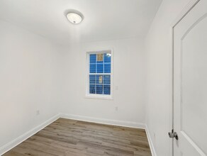 2423 Magnolia St in New Orleans, LA - Building Photo - Building Photo