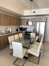 2960 NE 207th St, Unit 1004 in Aventura, FL - Building Photo - Building Photo