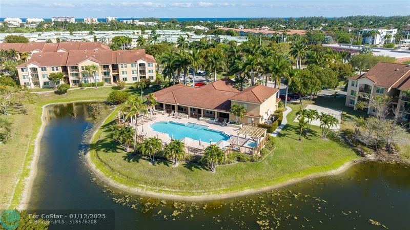 723 Villa Cir in Boynton Beach, FL - Foto de edificio