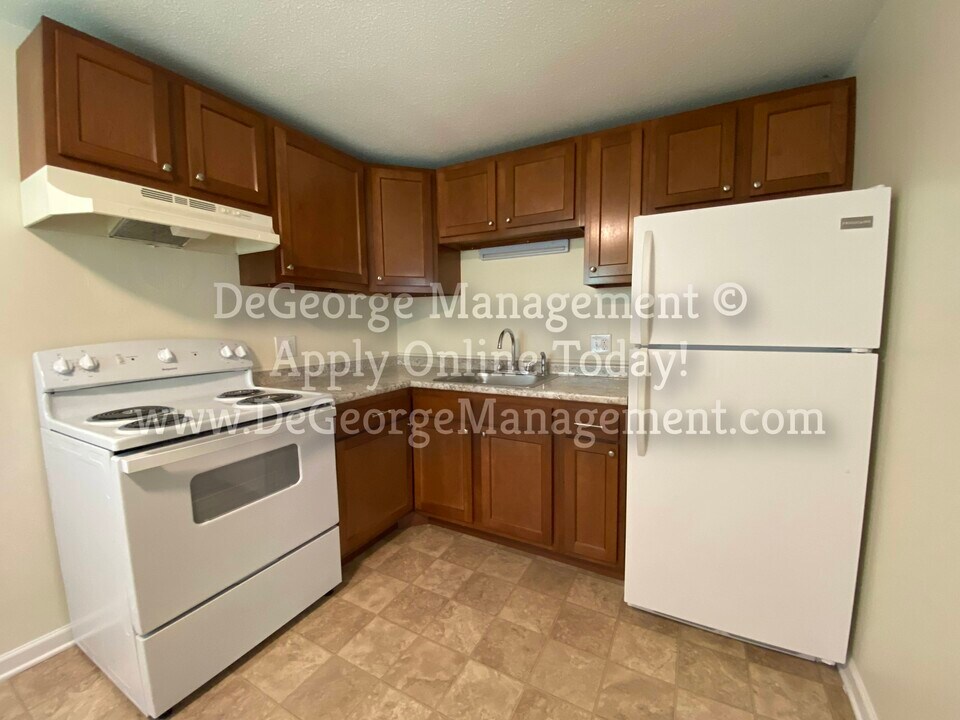 Walworth Garden Apartments in Walworth, NY - Building Photo