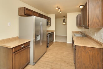 2455 Sunstone Drive in Fort Collins, CO - Building Photo - Building Photo