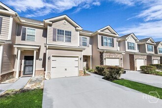 975 Canyon Oak Loop in Richmond Hill, GA - Foto de edificio - Building Photo