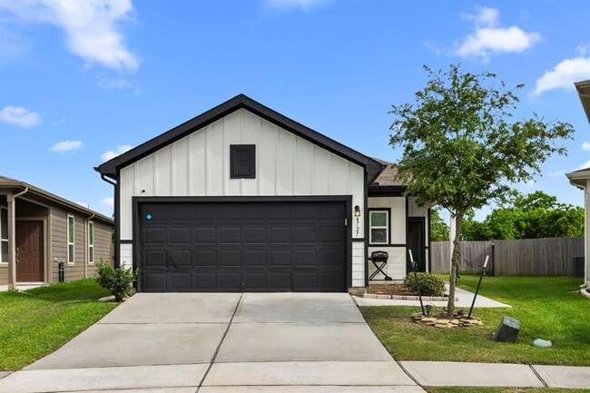 property at 4727 Prairie Chase Dr