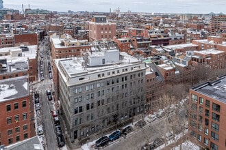 142 Commercial St in Boston, MA - Building Photo - Building Photo