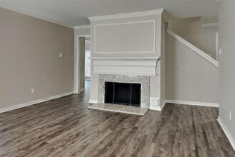 1315 Forest Hollow Dr in Missouri City, TX - Building Photo - Building Photo