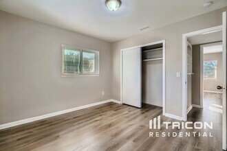 2020 Magnolia Dr in Clearwater, FL - Foto de edificio - Building Photo