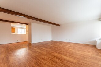 8 Longwood Dr in Andover, MA - Building Photo - Building Photo