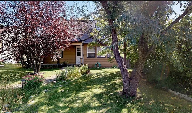 106 8th St in Belgrade, MT - Building Photo - Building Photo