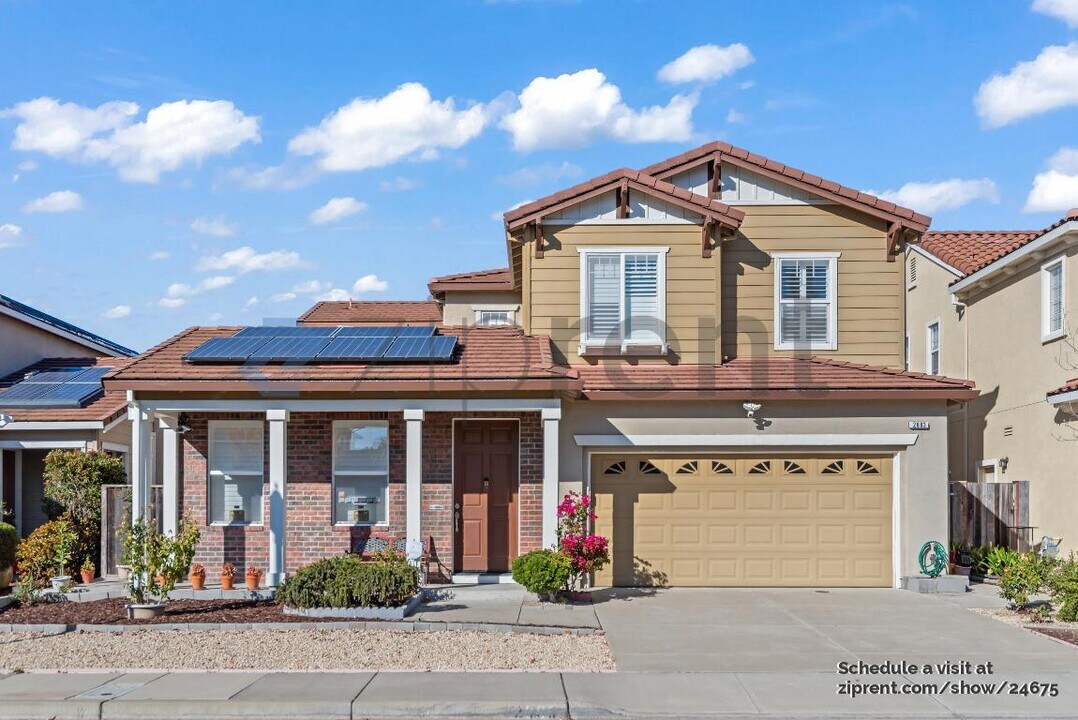 2883 Seadrift Cir in Hayward, CA - Building Photo