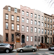 588 Henry St in Brooklyn, NY - Building Photo - Building Photo