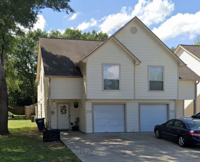 property at 213 Foster St