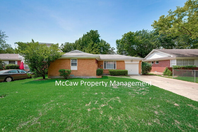 2149 Utica Dr in Dallas, TX - Building Photo - Building Photo