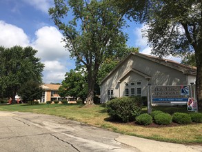 Bay View Apartments 55+ Community in Machesney Park, IL - Building Photo - Building Photo