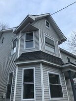 114 Monmouth St in Hightstown, NJ - Building Photo