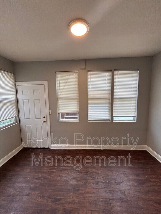 6738 S Prairie Ave in Chicago, IL - Building Photo