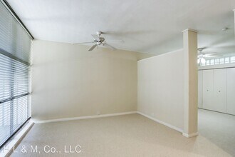 1901 Whitney St in Houston, TX - Building Photo - Building Photo