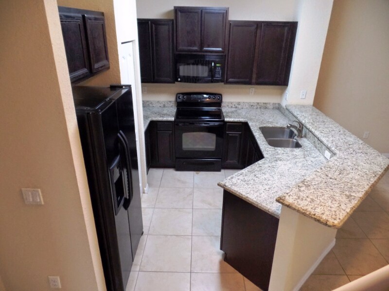 3606 NW 29th Ct in Lauderdale Lakes, FL - Building Photo