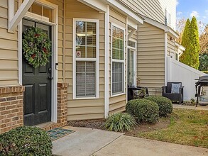 1120 Renewal Pl in Raleigh, NC - Building Photo - Building Photo